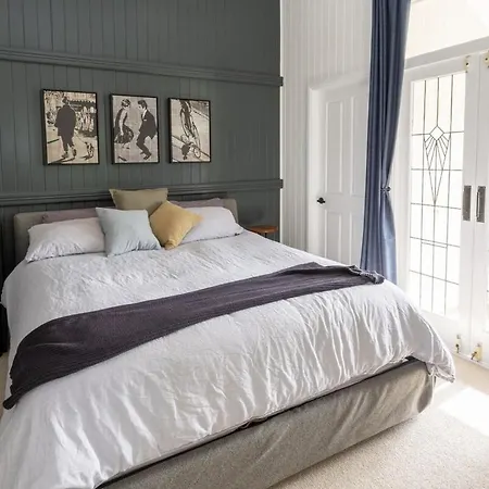 Clayfield Family - Close To And Airport Holiday home Brisbane