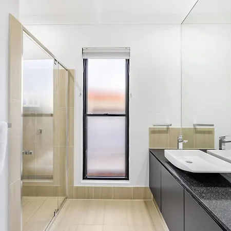 Sunnybank Hills Retreat 4br With Pool And Backyard Brisbane