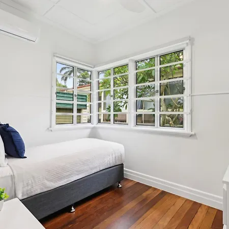 Spacious 3-bed In Morningside With Backyard * Brisbane