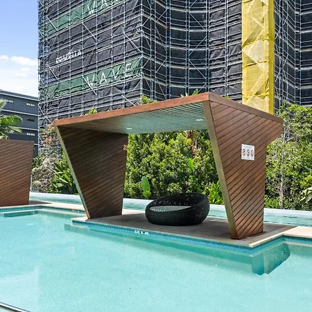 Chic West End With Gym & Pool Access Apartment Brisbane