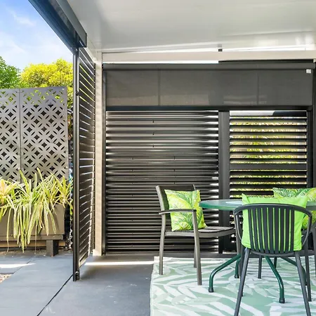 Apartment Spacious 1-bed Unit With Outdoor Patio Dining Brisbane
