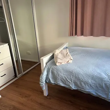 Uq 10mins Walk To The Door U1 Homestay *