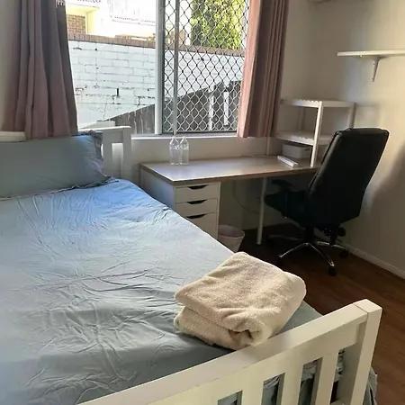 Homestay Uq 10mins Walk To The Door U1 *