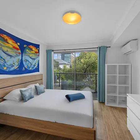 Bowen Hills Apartment