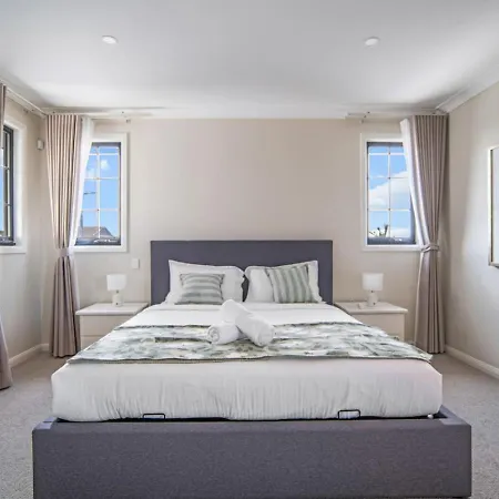 Comfortable 5br In Prime Sunnybank With Pool *