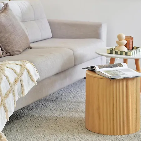 Wynnum Waves Retreat-3 Bedroom Coastal Escape *
