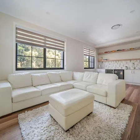 Holiday home Comfortable 5br In Prime Sunnybank With Pool Brisbane