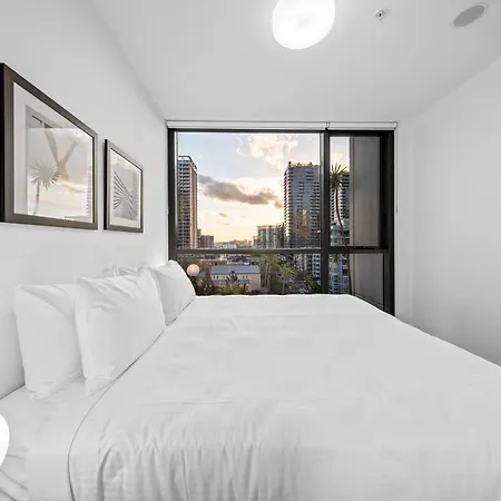 Apartment Cityside One Bedroom Getaway In South Brisbane