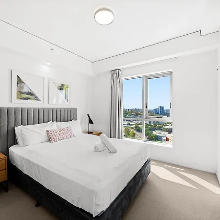 Belise - 16th Floor Executive For 2 Parking Brisbane