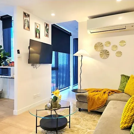 Modern Cbd With Skyline Views , Pool Gym & Free Parking * Brisbane