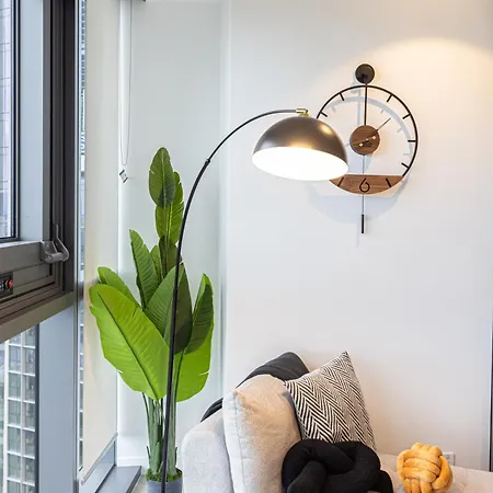 Luxury 50th Floor 2br At Queens Wharf With Parking