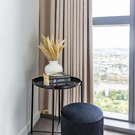 Apartment Luxury 50th Floor 2br At Queens Wharf With Parking Brisbane