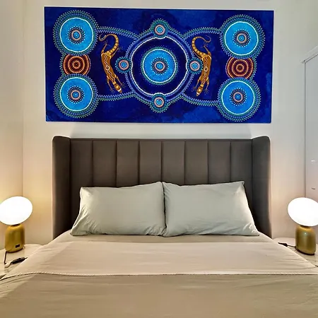 Apartment Brisbane's Highest Rated 3 Bedroom Luxury -61st Floor- Incredible Views In Skytower, Brisbane's Tallest Building -complimentary Wifi, Drinks, Snacks & Streaming Access *