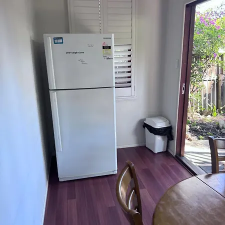 Leafy Escape Right By The St Ac Brisbane