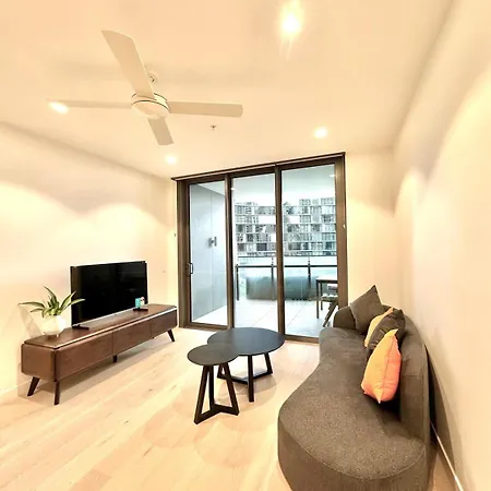 Comfortable With Extraordinary Views Apartment