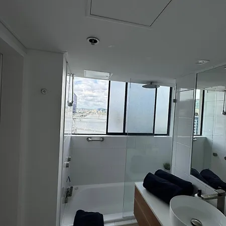 Apartment Riverfire In Park Regis Brisbane