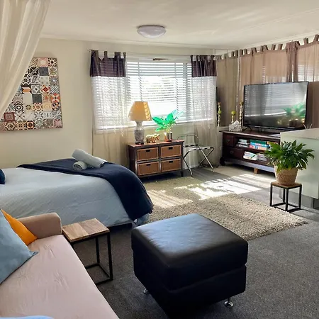 Cozy Retreat 15 Minutes From Airport And 20 Minutes From Cbd