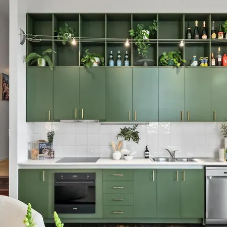 Apartment Mcwhirters *
