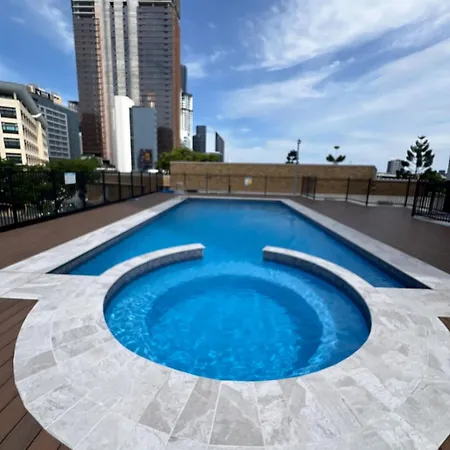 Riverfire In Park Regis Apartment *