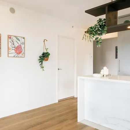 Apartment Family-friendly 2brwalk To River & Shops Pool&gym *