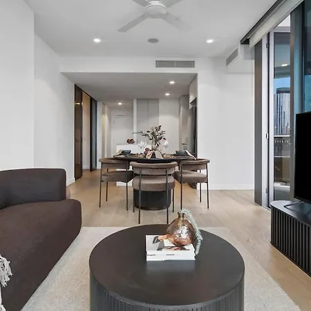 Qw Residences - Premium River & View Apartment