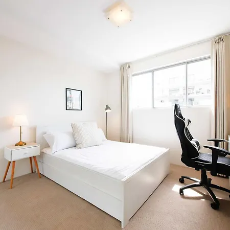 Family-friendly 2brwalk To River & Shops Pool&gym * Brisbane