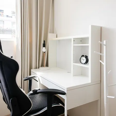Apartment Family-friendly 2brwalk To River & Shops Pool&gym *