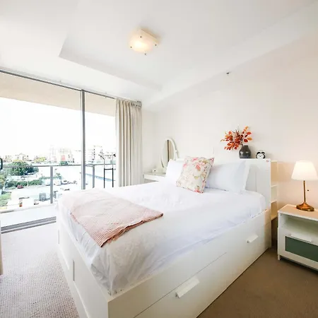 Apartment Family-friendly 2brwalk To River & Shops Pool&gym