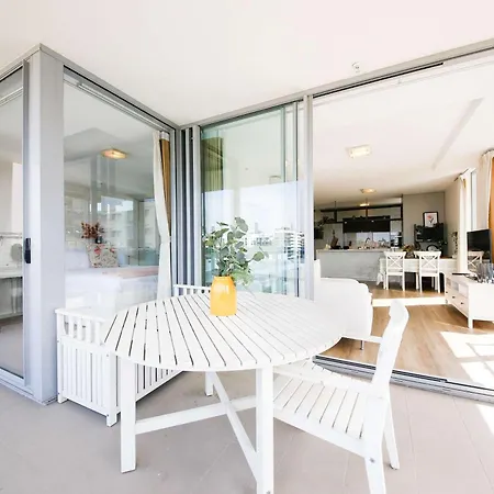 Family-friendly 2brwalk To River & Shops Pool&gym Apartment *