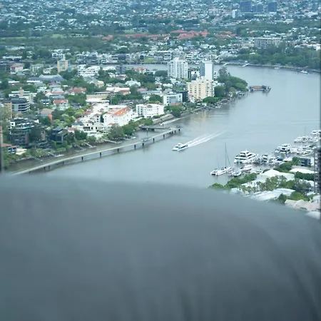 Apartment Meriton Soleil Breathtaking Views Heated Pool Gym Brisbane