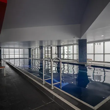 Meriton Soleil Breathtaking Views Heated Pool Gym