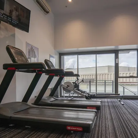 Meriton Soleil Breathtaking Views Heated Pool Gym Brisbane