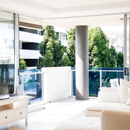 Apartment Family-friendly 2brwalk To River & Shops Pool&gym Brisbane