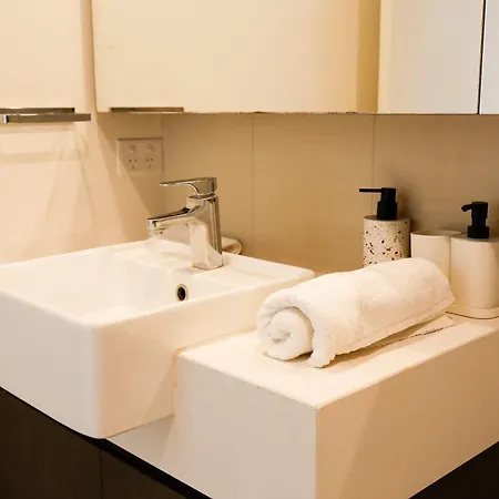 Apartment Family-friendly 2brwalk To River & Shops Pool&gym