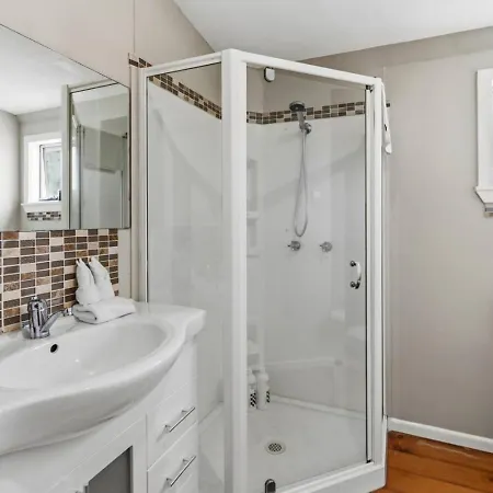 Holiday home Value 3 Beds Family With Pool Near Bay And Shops Brisbane