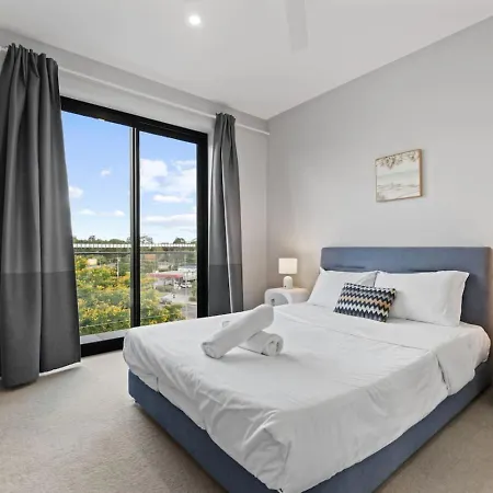 Apartment 2br Near Plaza And Garden Walk To Bus Easy M3