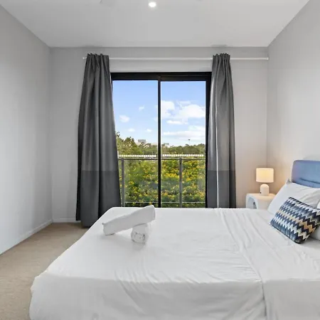 2br Near Plaza And Garden Walk To Bus Easy M3 Apartment *