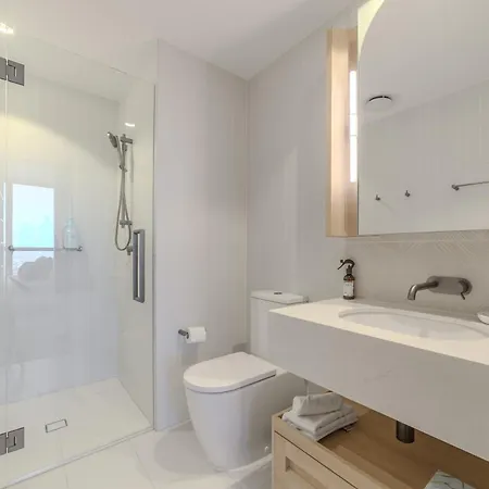 Queen's Wharf Modern 2br Pool, Free Parking Brisbane