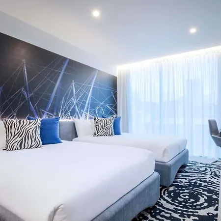 Novotel South Bank Hotel