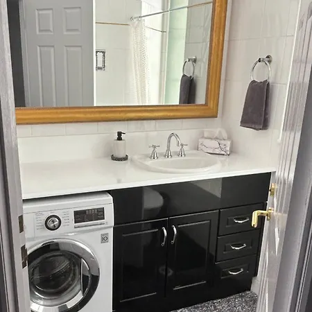 Anzac Executive Apartments Brisbane * Brisbane