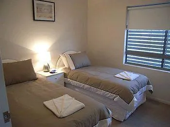 Hotel On The Bay - Bribie Island Brisbane