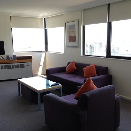 Aparthotel Park Regis North Quay 4*