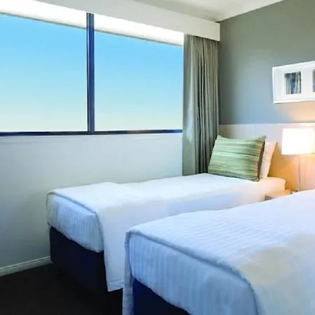 Adina Aparthotel 4*