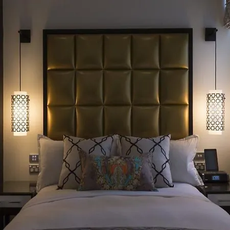 Hotel The Inchcolm By Ode Brisbane