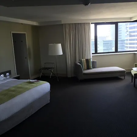 Jen 4* Brisbane