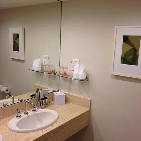 Hotel Jen 4*