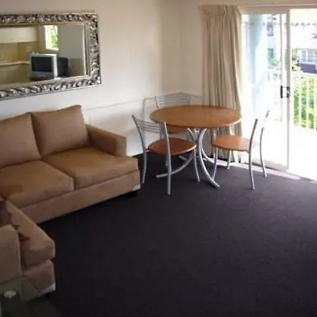 Rivercity Gardens Hotel