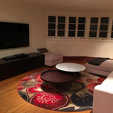 Elegant 4 Brm House In Exclusive New Farm * Brisbane