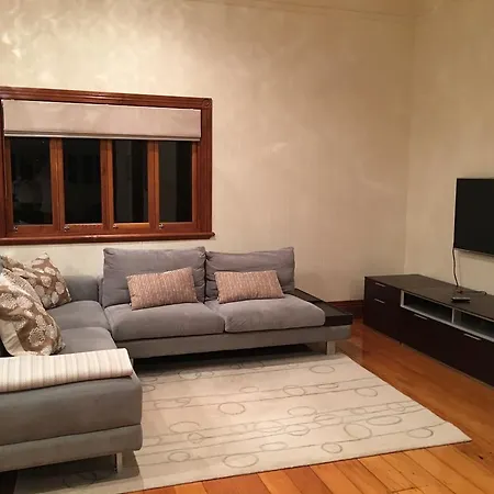 Elegant 4 Brm House In Exclusive New Farm Brisbane