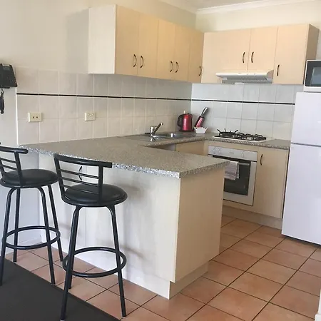 Cathedral Place Apartment *